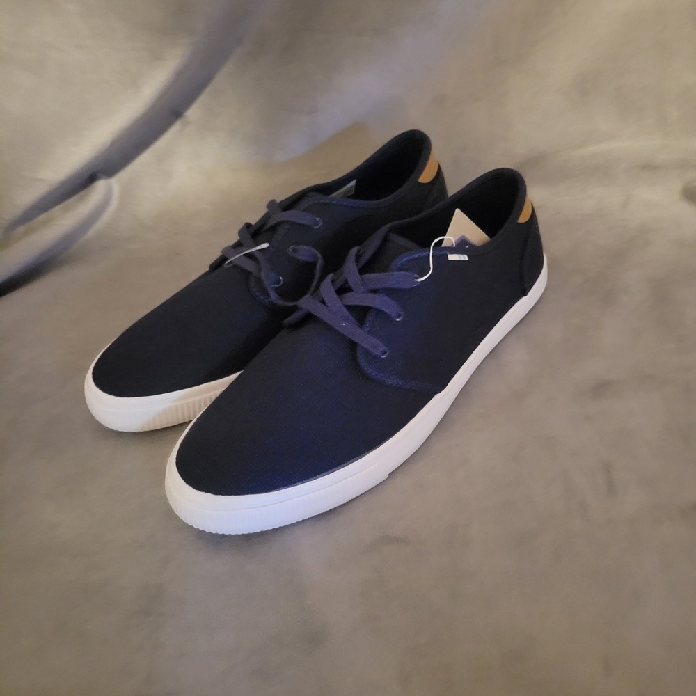 Tom's Men's Carlo Navy Heritage Canvas Sneaker Size 11 1/2 Ortholite  NWT No Box